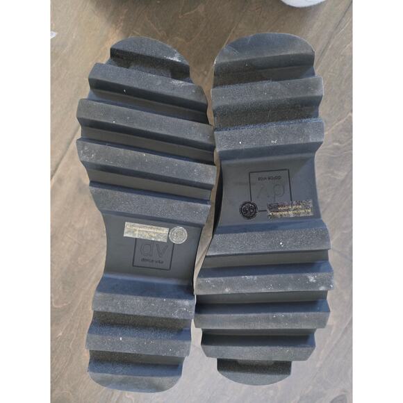 Dolce Vita Vandi Black Lug Sole Chelsea Boots Size 9.5 Platform Block Heel - Picture 5 of 7